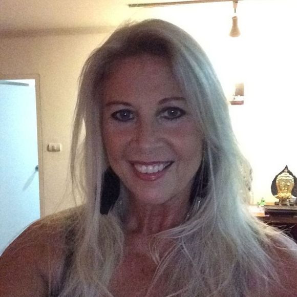 Meet your Posher, Brittney - Picture 1 of 1